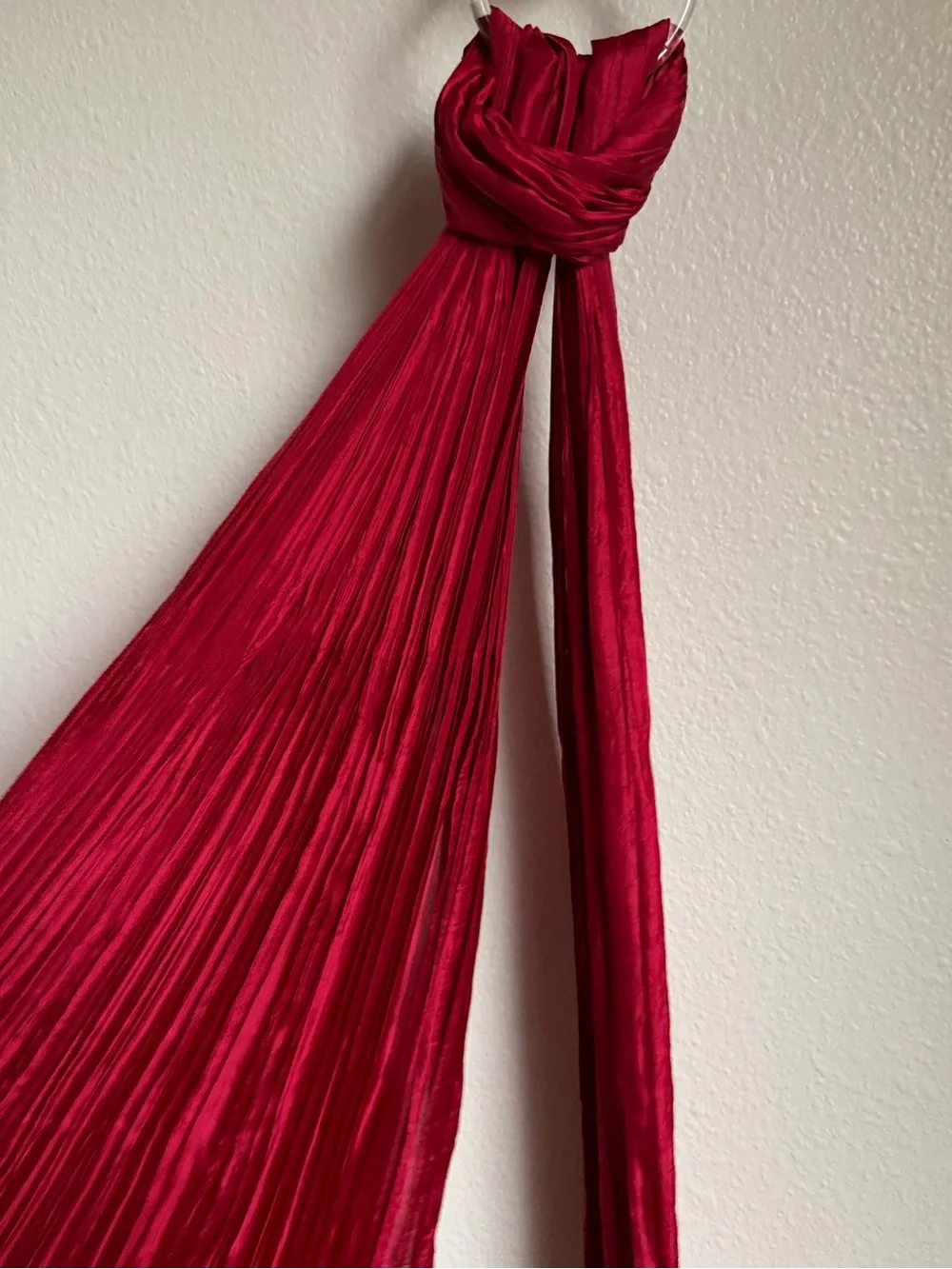 NWT Eileen Fisher Crinkled Whisper Organic Silk Scarf  Ruby One Size